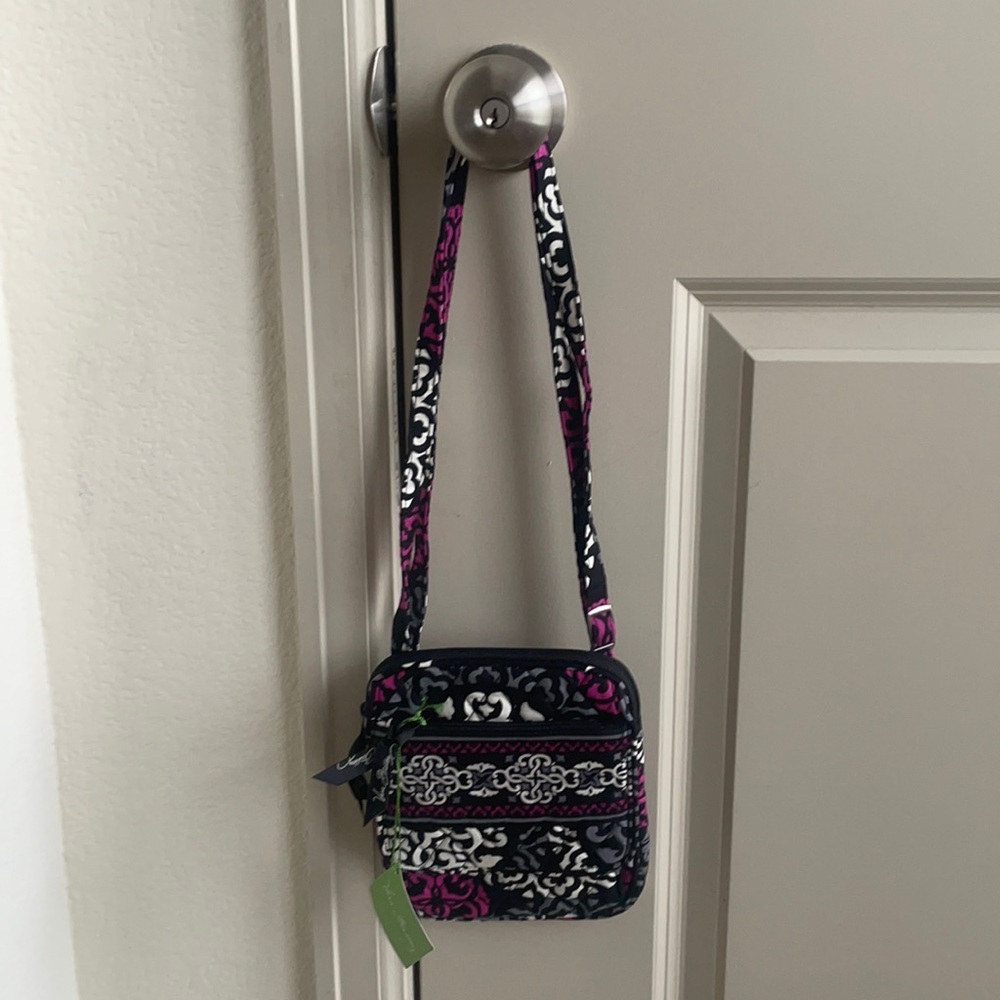 Vera Bradley Mini Hipster in Canterberry Magenta- Never Used w/ tags